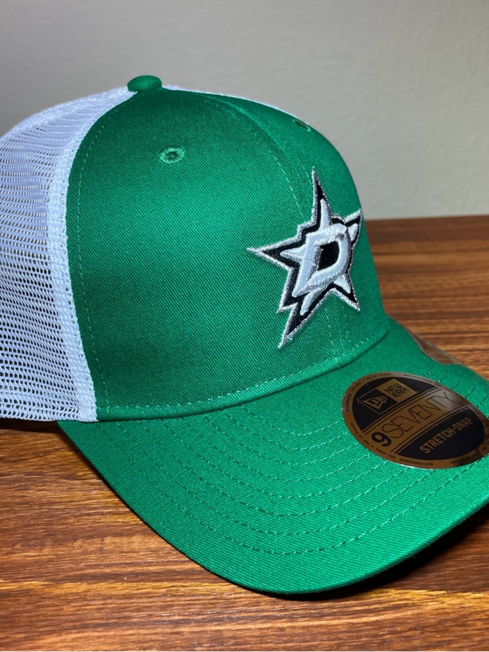 New Era Dallas Stars Snapback Hat 9Seventy Stretch-Snap Cap OSFM White Green NEW - Picture 2 of 7